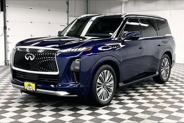 Used 2025 INFINITI QX80 Sensory image 12