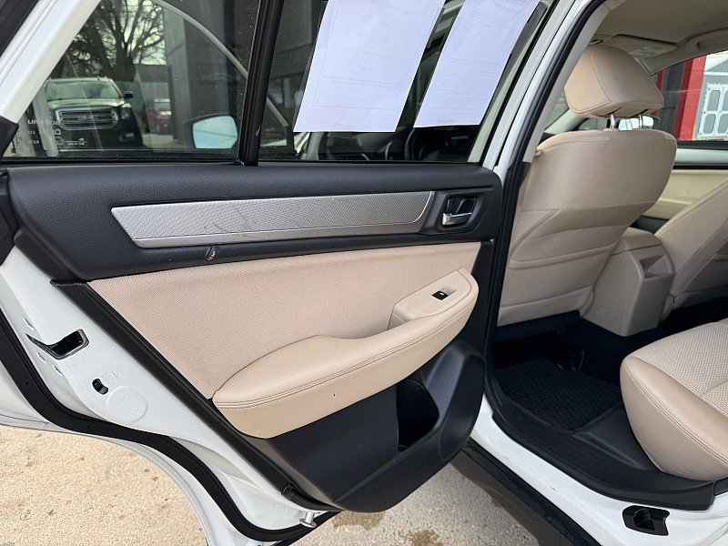 Used 2015 Subaru Outback 2.5i Premium image 8