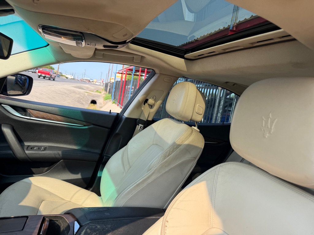 Used 2016 Maserati Ghibli RWD image 36