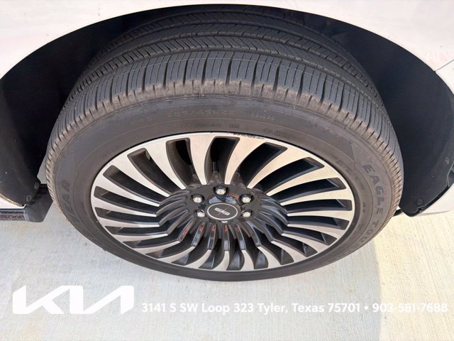 Used 2018 Lincoln Navigator L Black Label AWD/4WD image 14