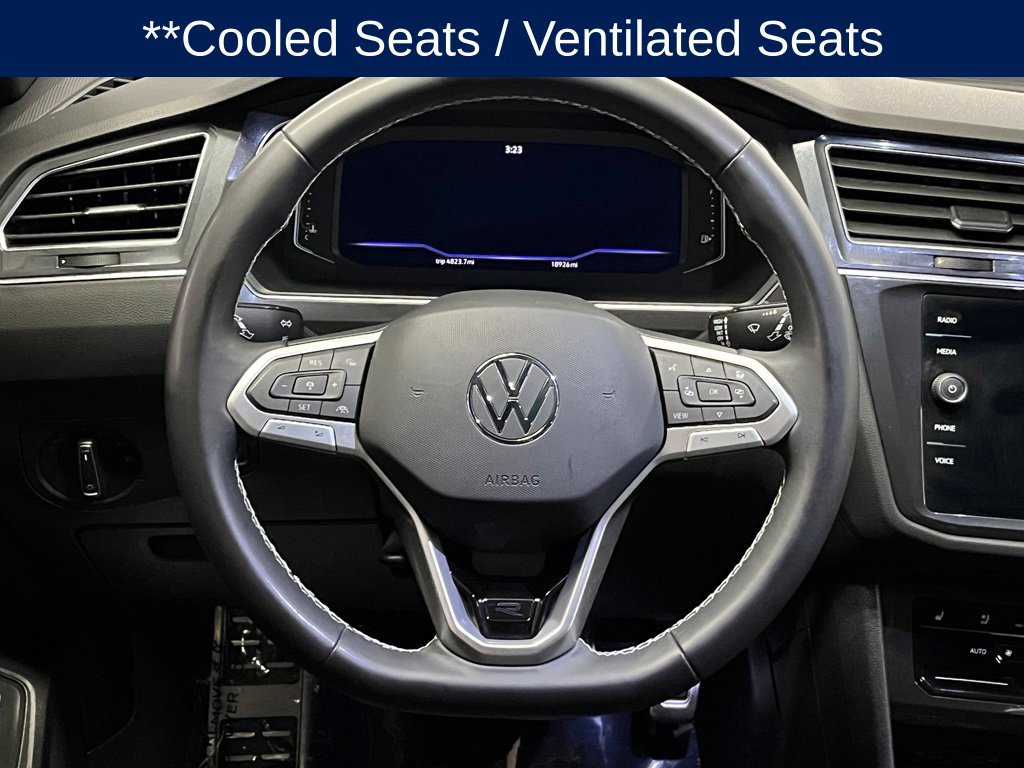 Used 2023 Volkswagen Tiguan SEL R-Line AWD/4WD image 9