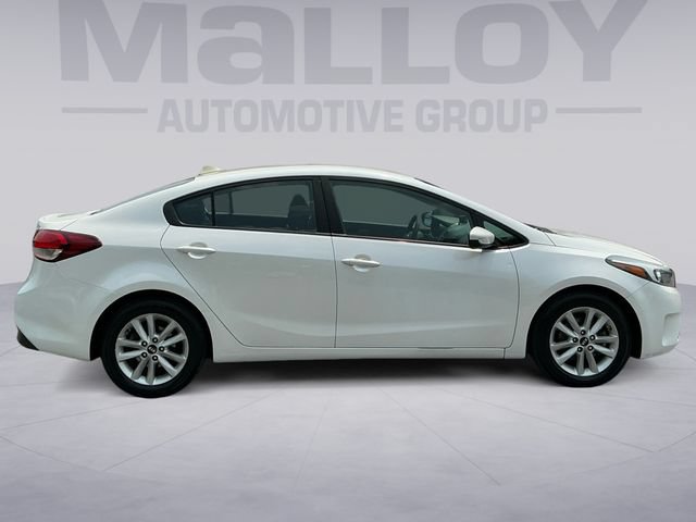 Used 2017 Kia Forte LX w/ LX Popular Package FWD image 6