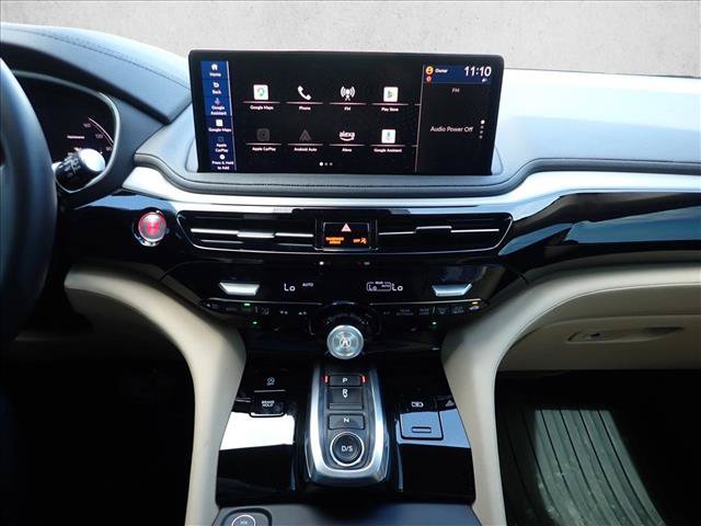 Used 2025 Acura MDX SH-AWD image 11