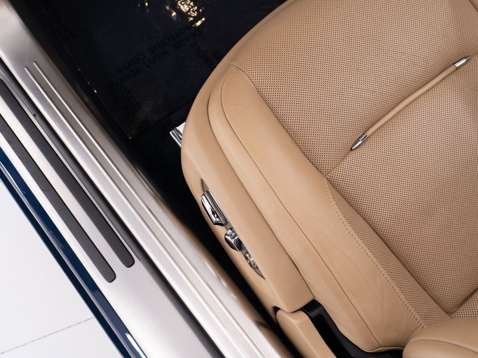 Certified 2016 Rolls-Royce Dawn image 20