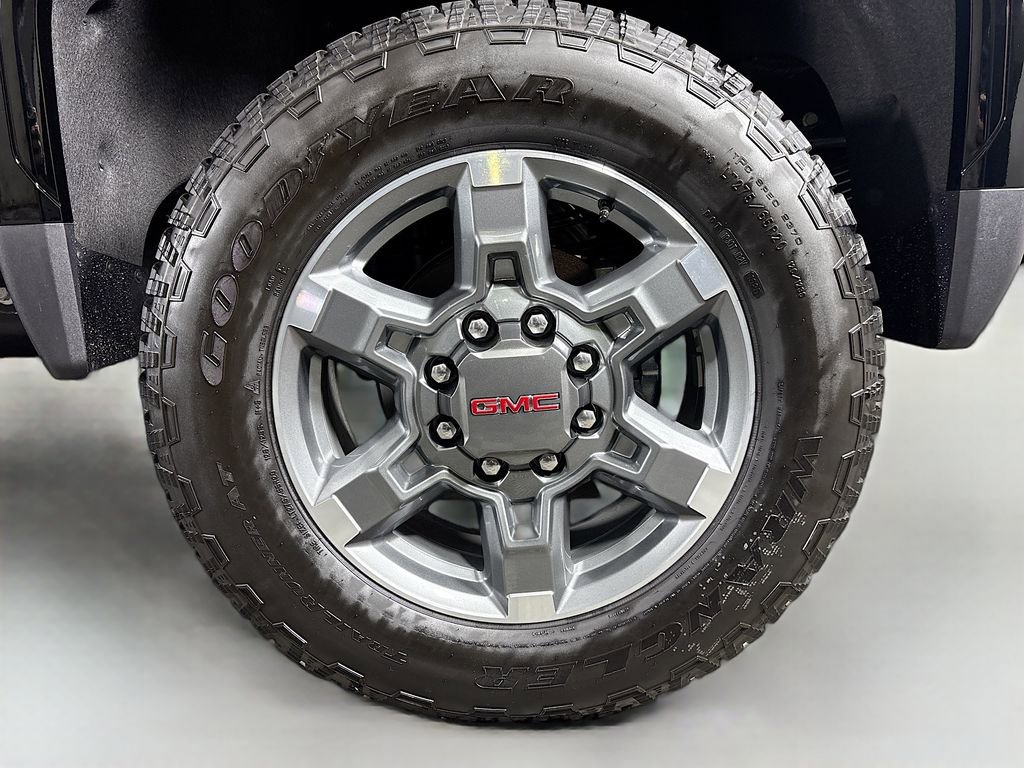 New 2025 GMC Sierra 3500 SLT image 32