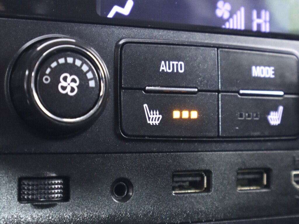 Used 2019 GMC Yukon Denali w/ Denali Ultimate Package image 42