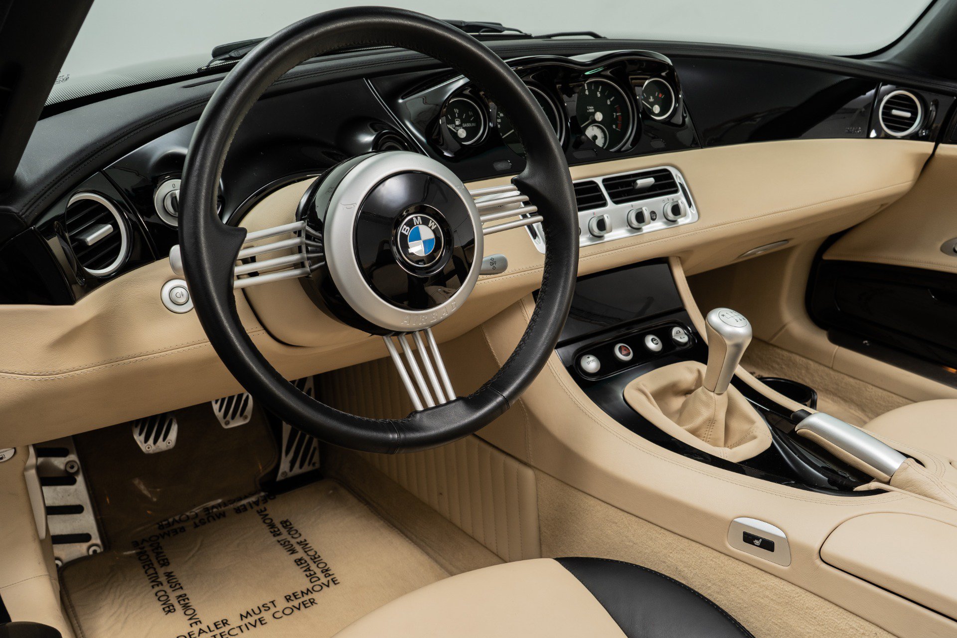 Used 2001 BMW Z8 RWD image 13