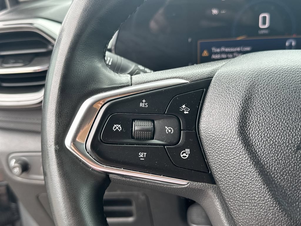 Used 2026 Chevrolet TrailBlazer LT w/ LT Cold Weather Package FWD image 20