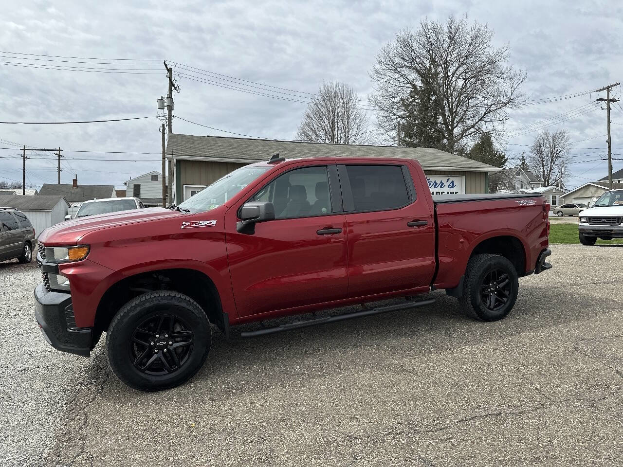 Used 2021 Chevrolet Silverado 1500 Custom Trail Boss w/ Safety Confidence Package AWD/4WD image 1