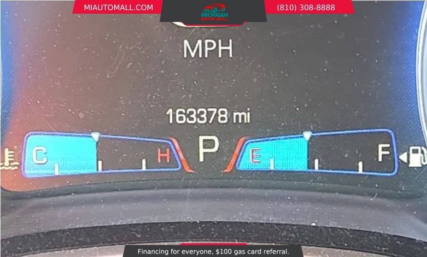 Used 2016 Chrysler 300 C image 8