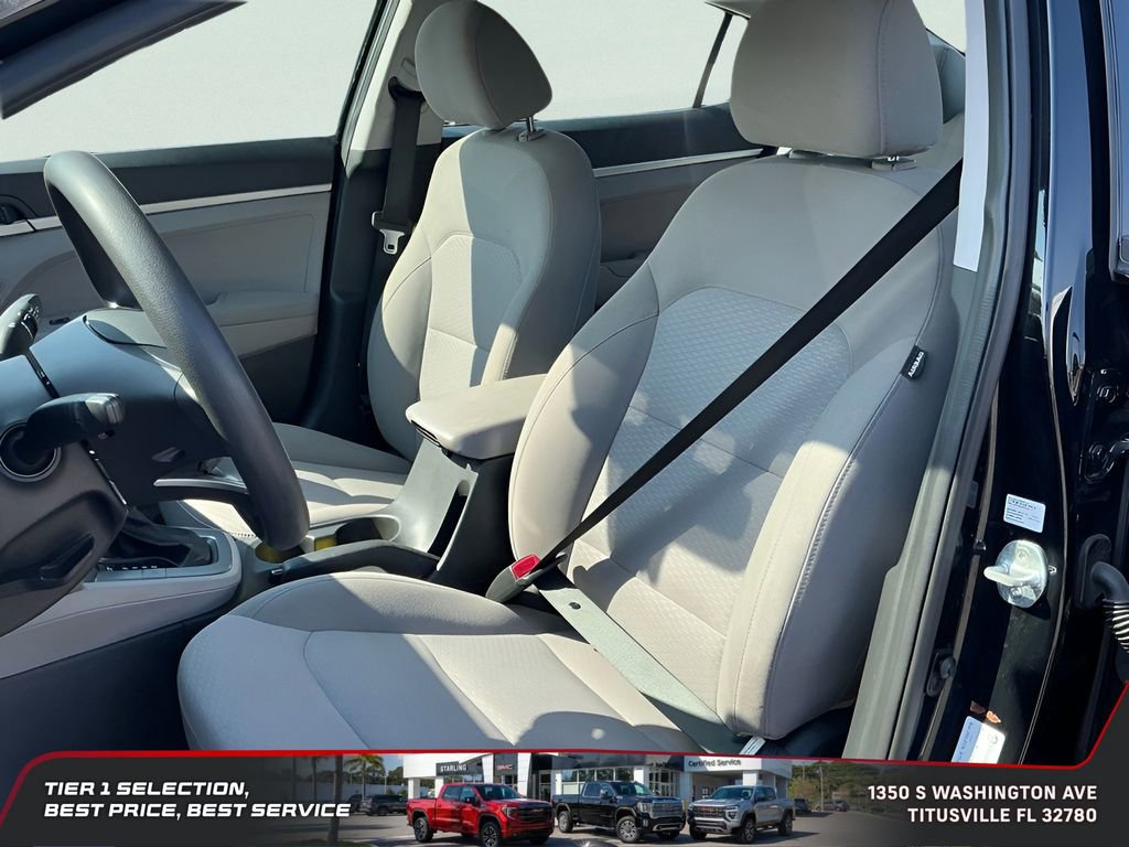 Used 2020 Hyundai Elantra SE FWD image 26
