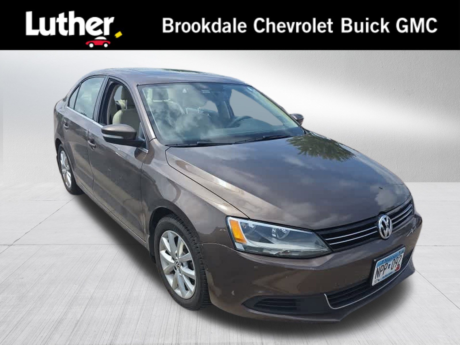 Used 2014 Volkswagen Jetta SE FWD image 1