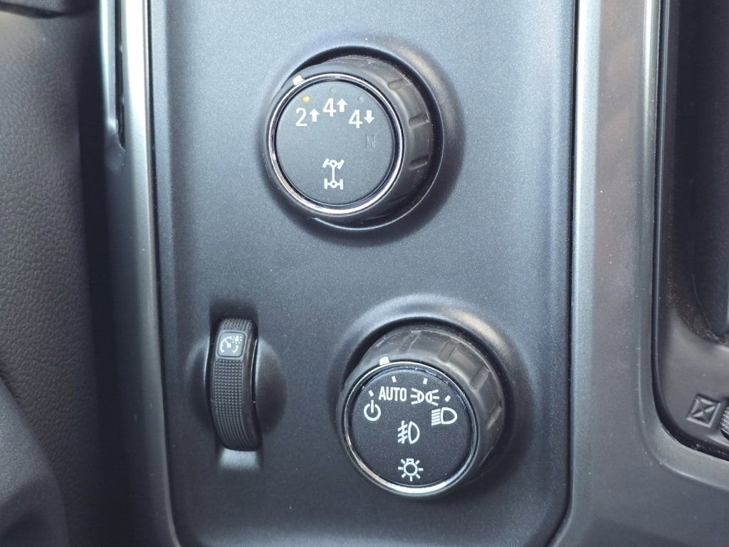 Used 2018 Chevrolet Silverado 2500 LTZ w/ Duramax Plus Package image 32