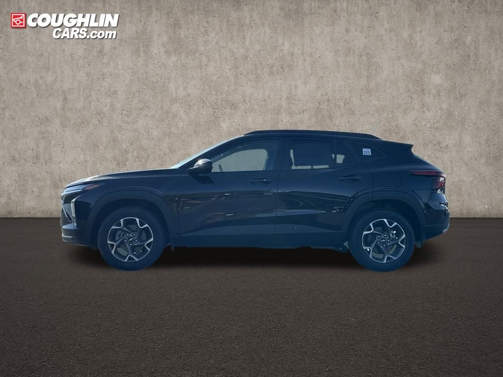 New 2025 Chevrolet Trax LT w/ Driver Confidence Package image 5