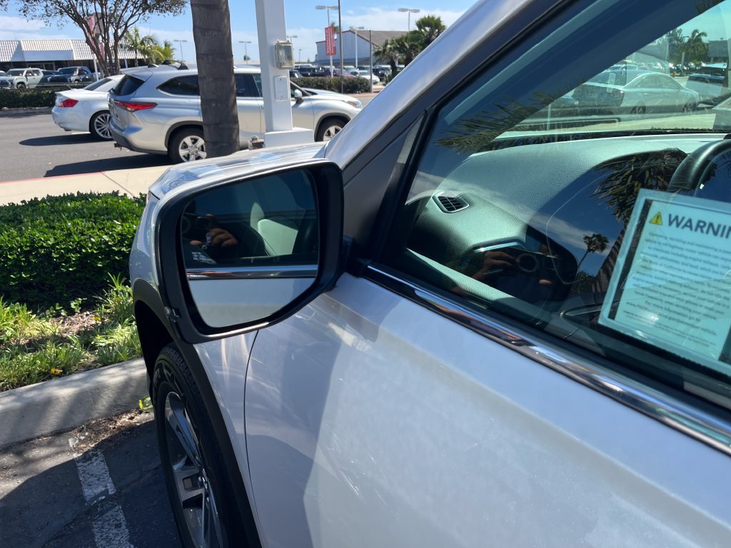 Used 2025 Honda Pilot EX-L image 42