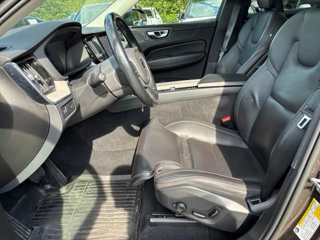 Used 2022 Volvo XC60 B5 Inscription w/ Advanced Package AWD/4WD image 10