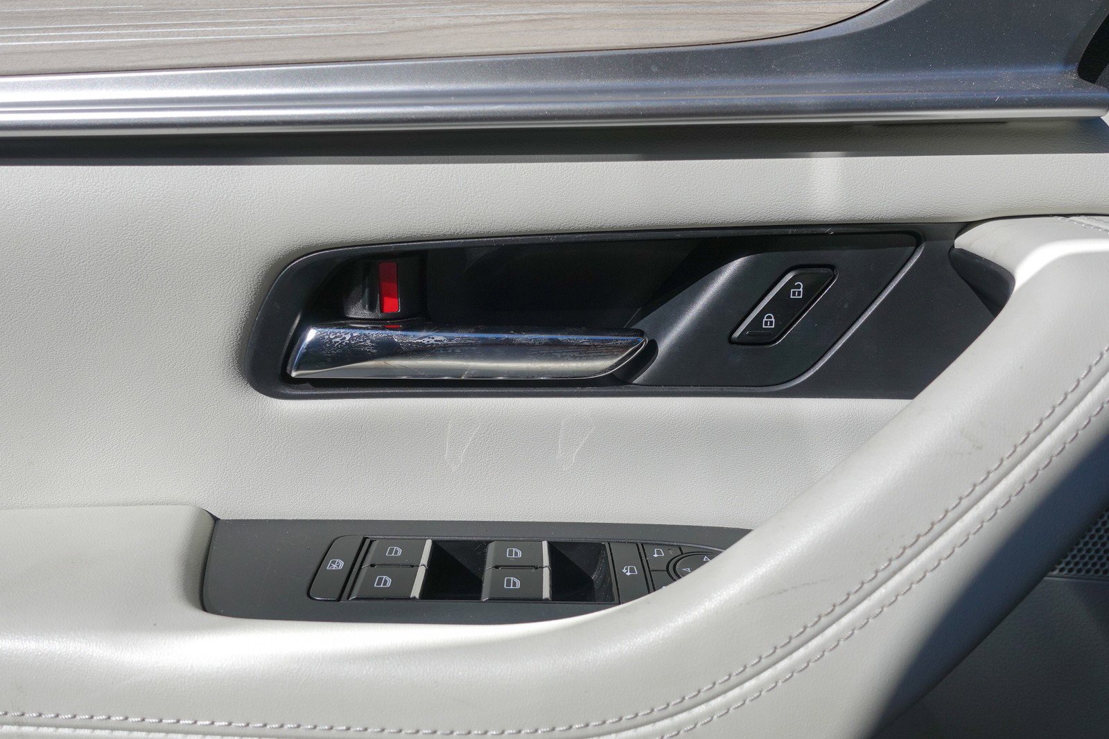 Certified 2024 MAZDA CX-90 Plug-In Hybrid w/ Premium Plus image 12