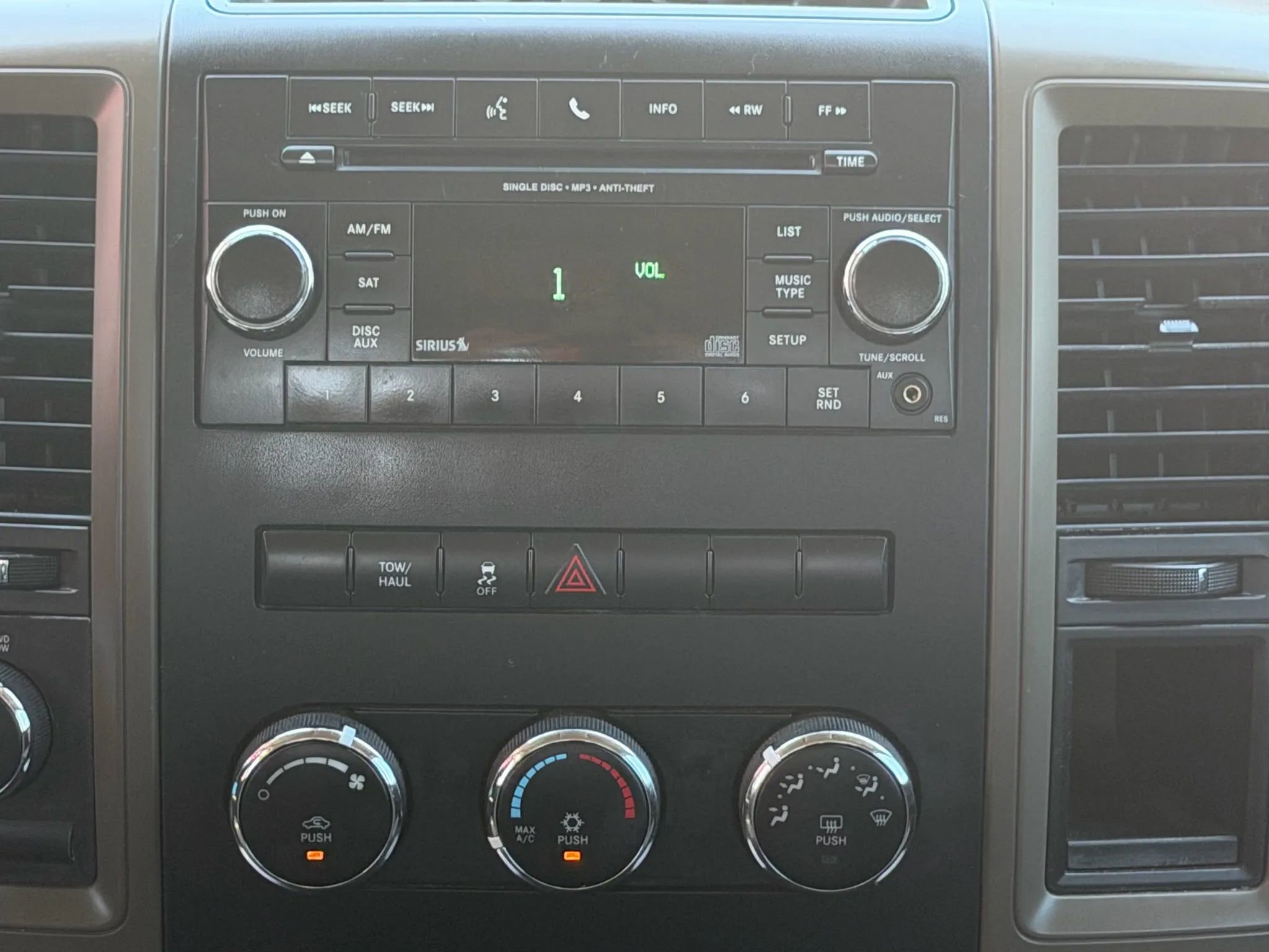 Used 2012 RAM 1500 Express image 18