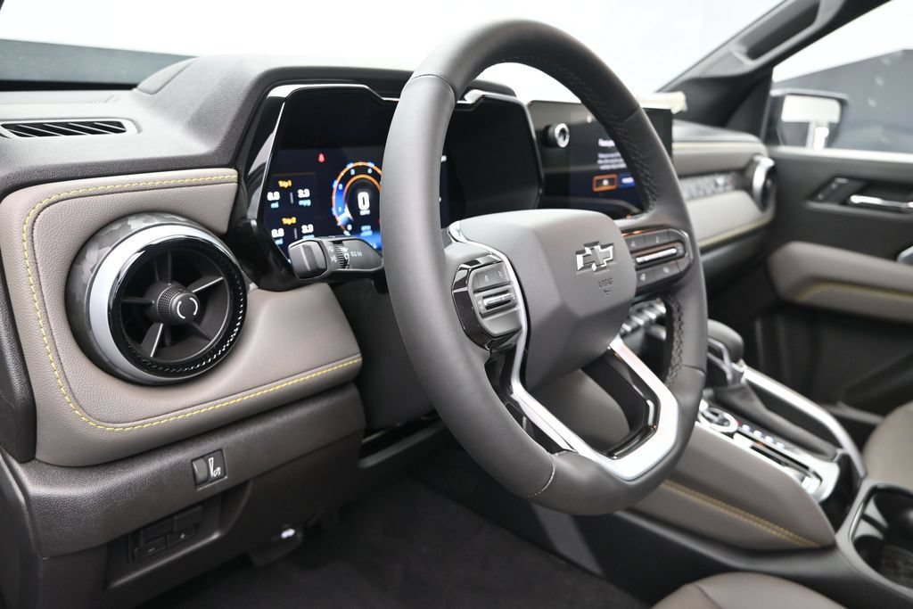 New 2026 Chevrolet Colorado ZR2 w/ Midnight Edition AWD/4WD image 12
