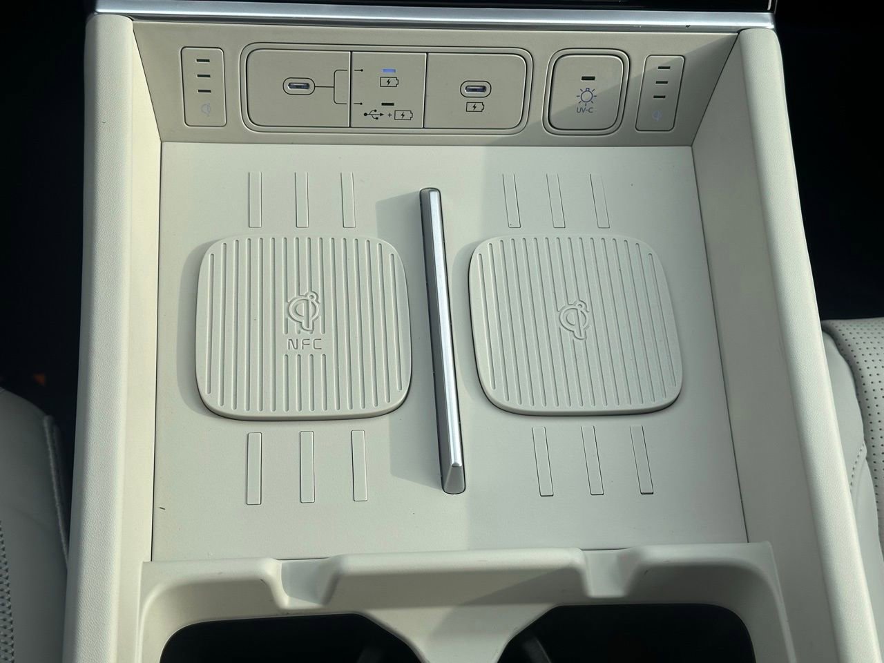 Used 2025 Hyundai Santa Fe Calligraphy image 44