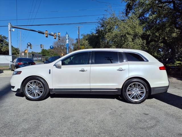 Used 2015 Lincoln MKT AWD w/ Equipment Group 201A image 3