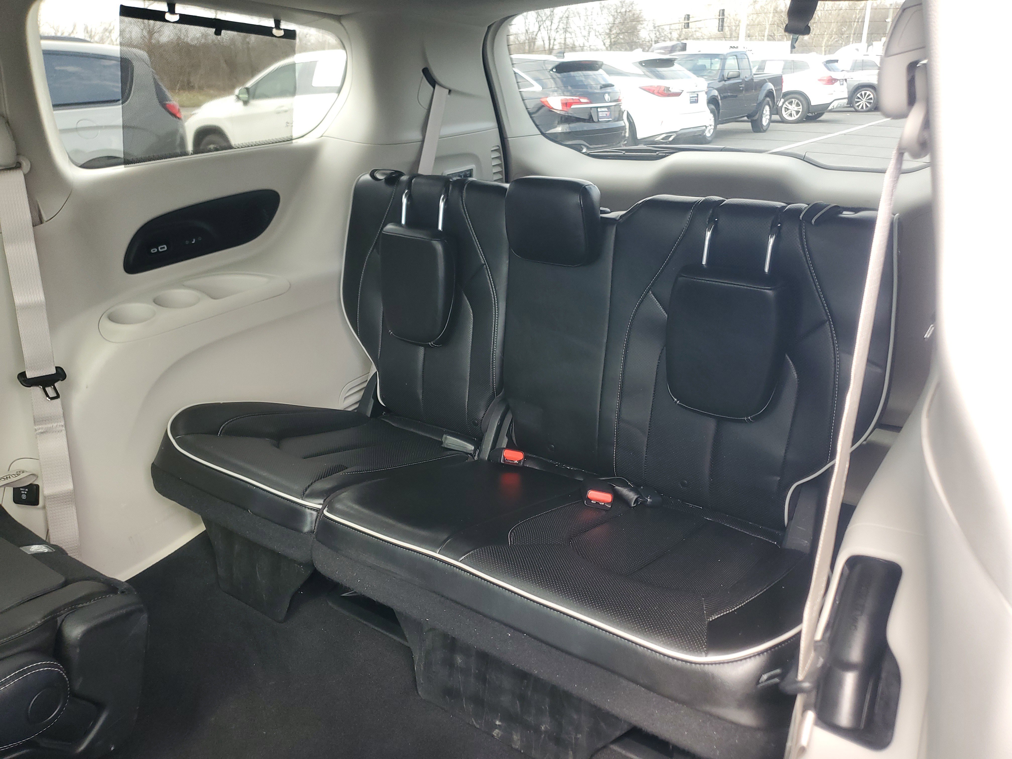 Used 2021 Chrysler Pacifica Limited w/ Uconnect Theater Family Group AWD/4WD image 22