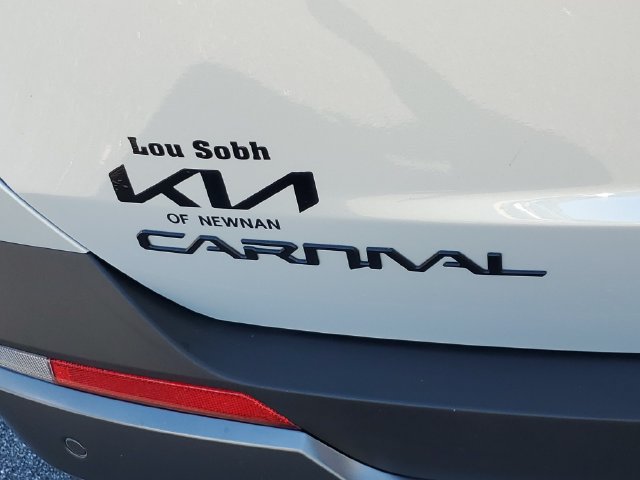New 2027 Kia Carnival SX w/ Dark Edition Package FWD image 13