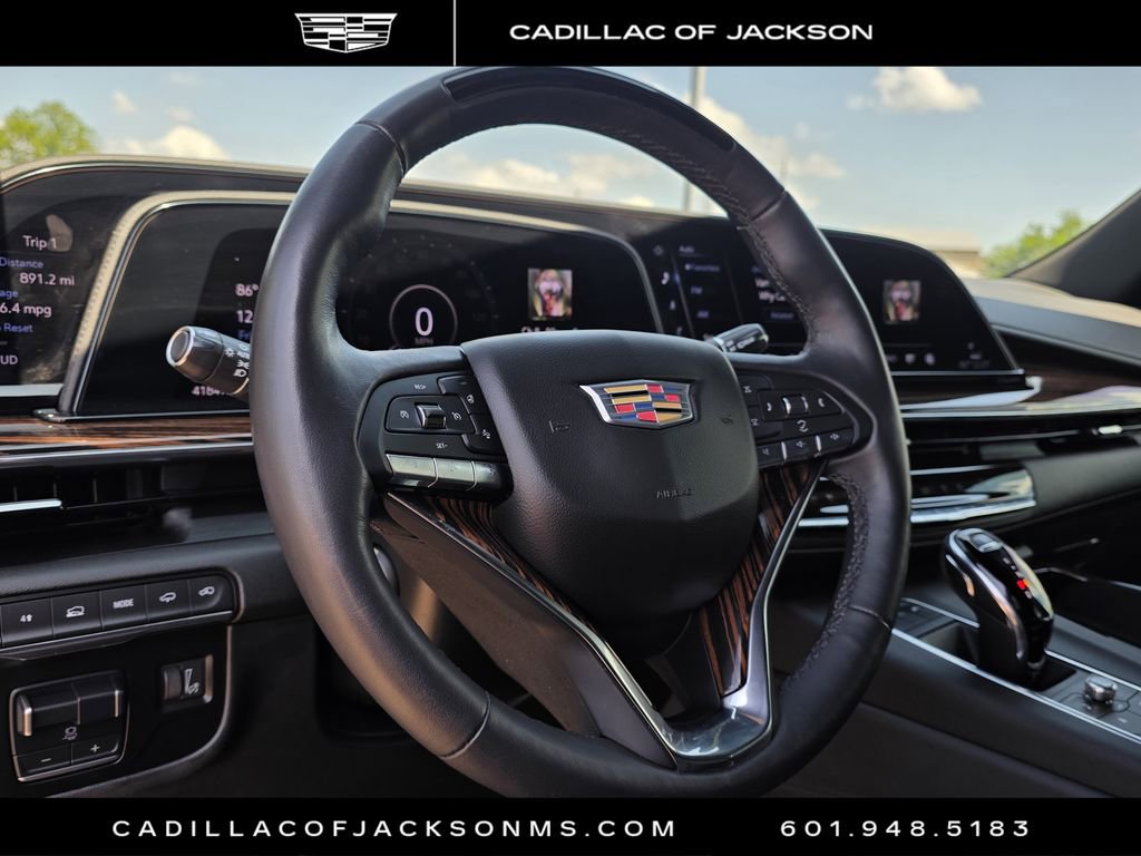 Used 2023 Cadillac Escalade Premium Luxury w/ Performance Package AWD/4WD image 10