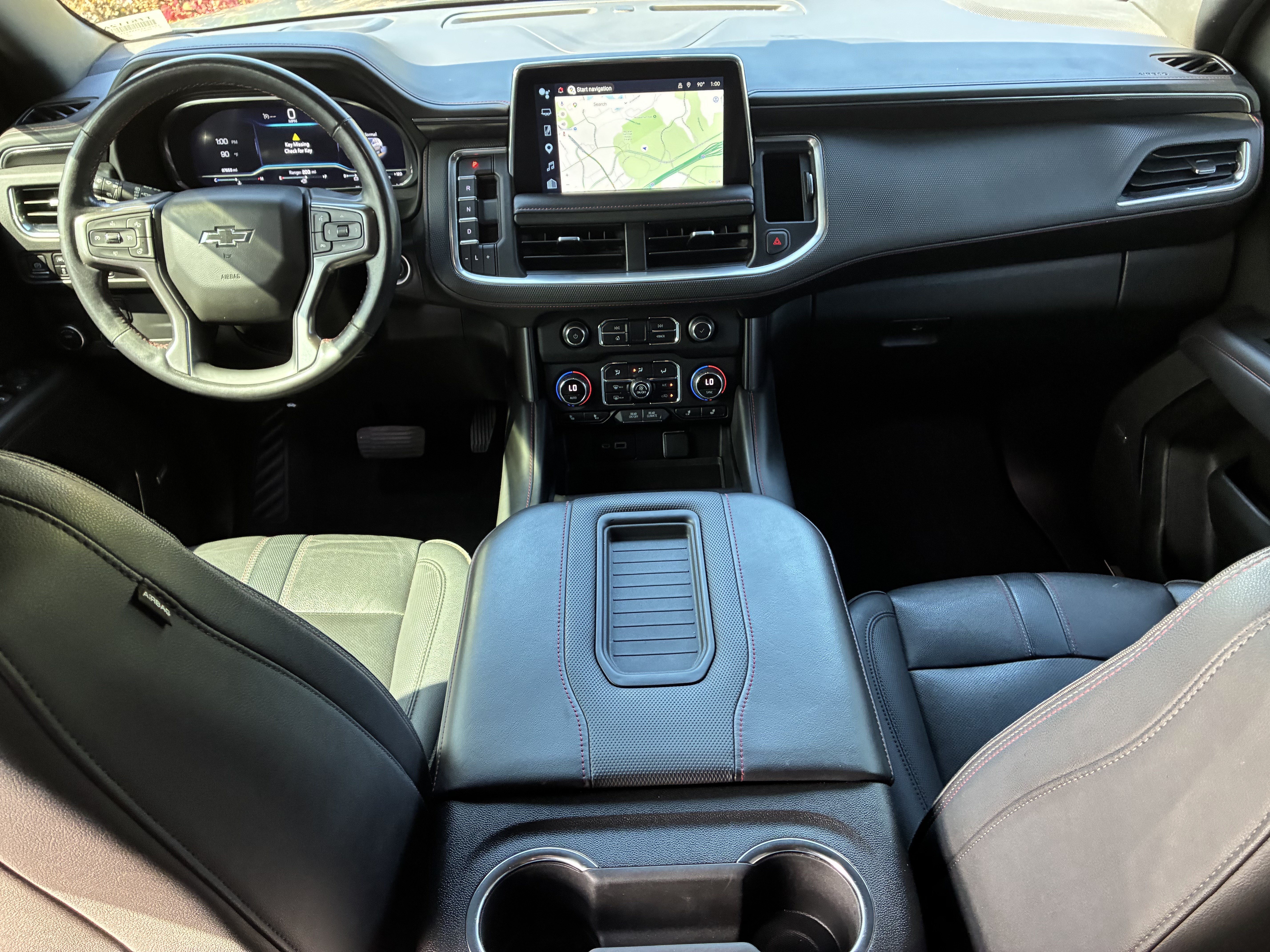 Used 2022 Chevrolet Suburban RST w/ Luxury Package RWD image 17