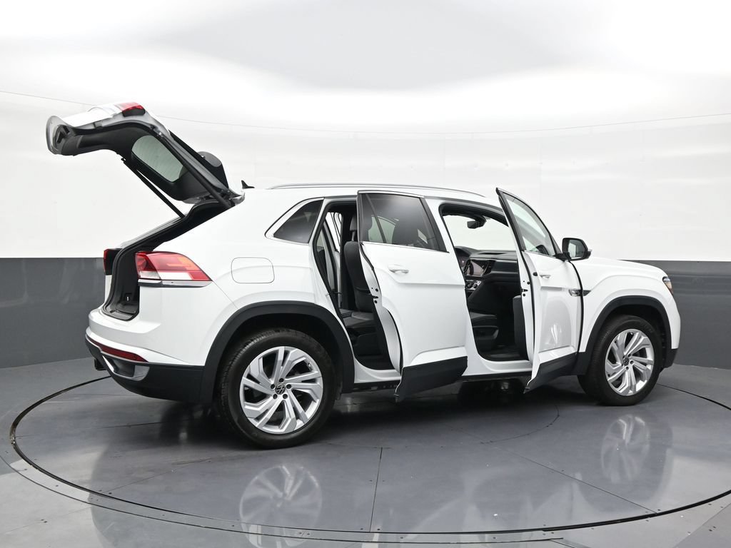 Used 2021 Volkswagen Atlas Cross Sport SEL FWD image 29