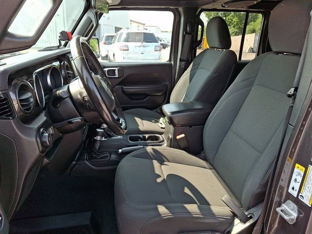Certified 2019 Jeep Wrangler Unlimited Sport AWD/4WD image 17