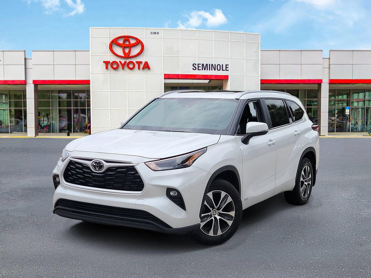 Used 2026 Toyota Highlander XLE