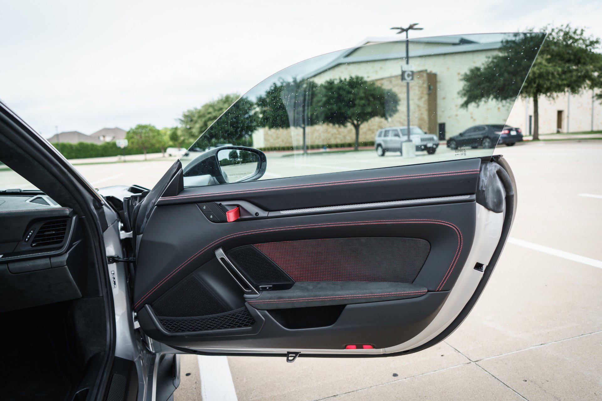 Used 2025 Porsche 911 GT3 RS RWD image 34