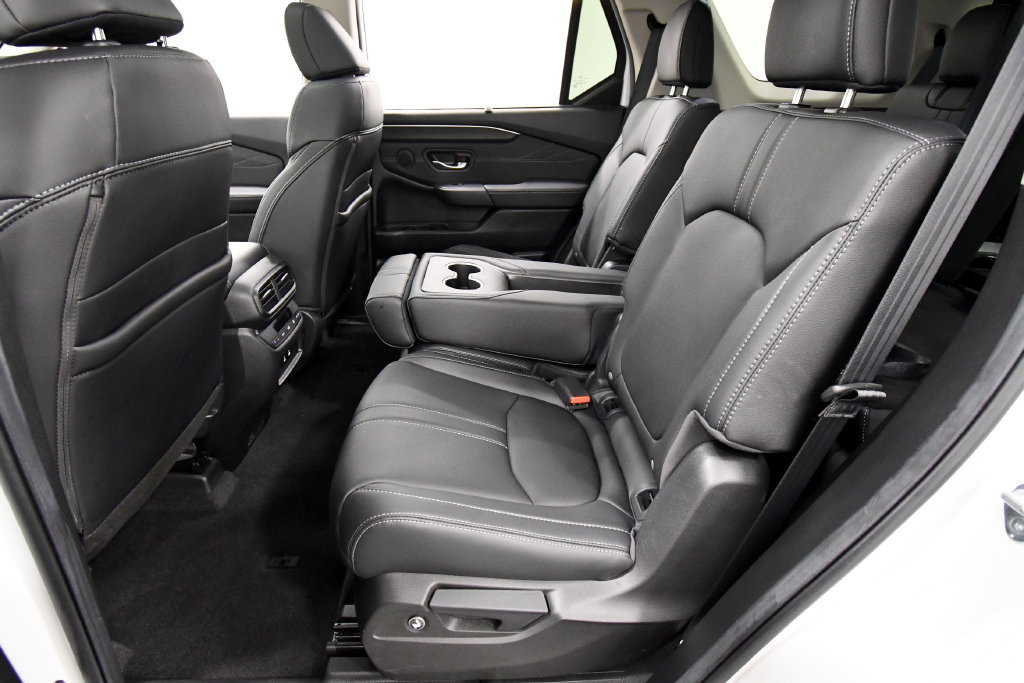 Certified 2026 Honda Pilot Touring image 15