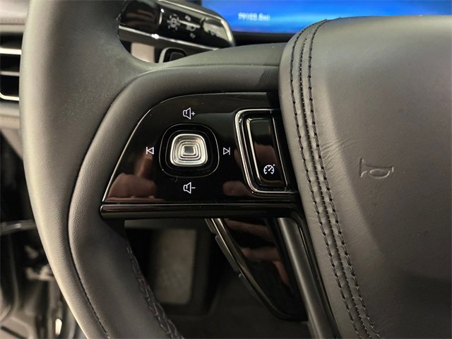 Used 2023 Lincoln Aviator AWD w/ Premium Package image 23