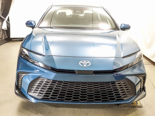 New 2026 Toyota Camry SE image 3