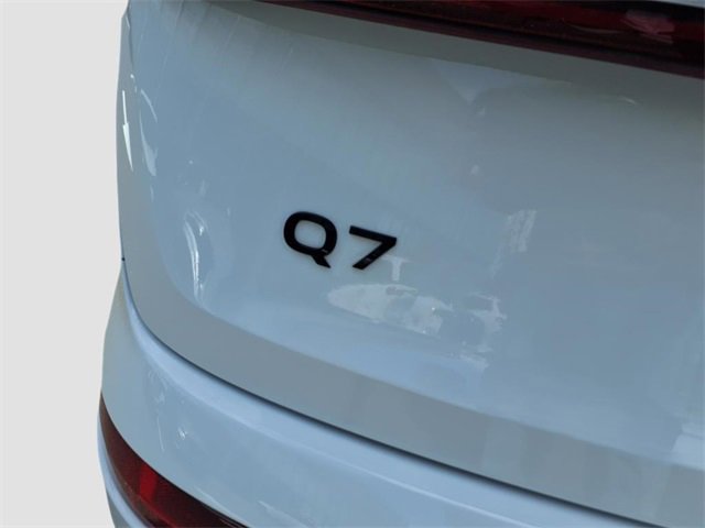 Used 2025 Audi Q7 3.0T Premium w/ Convenience Package image 12