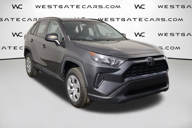 Used 2020 Toyota RAV4 LE FWD image 40