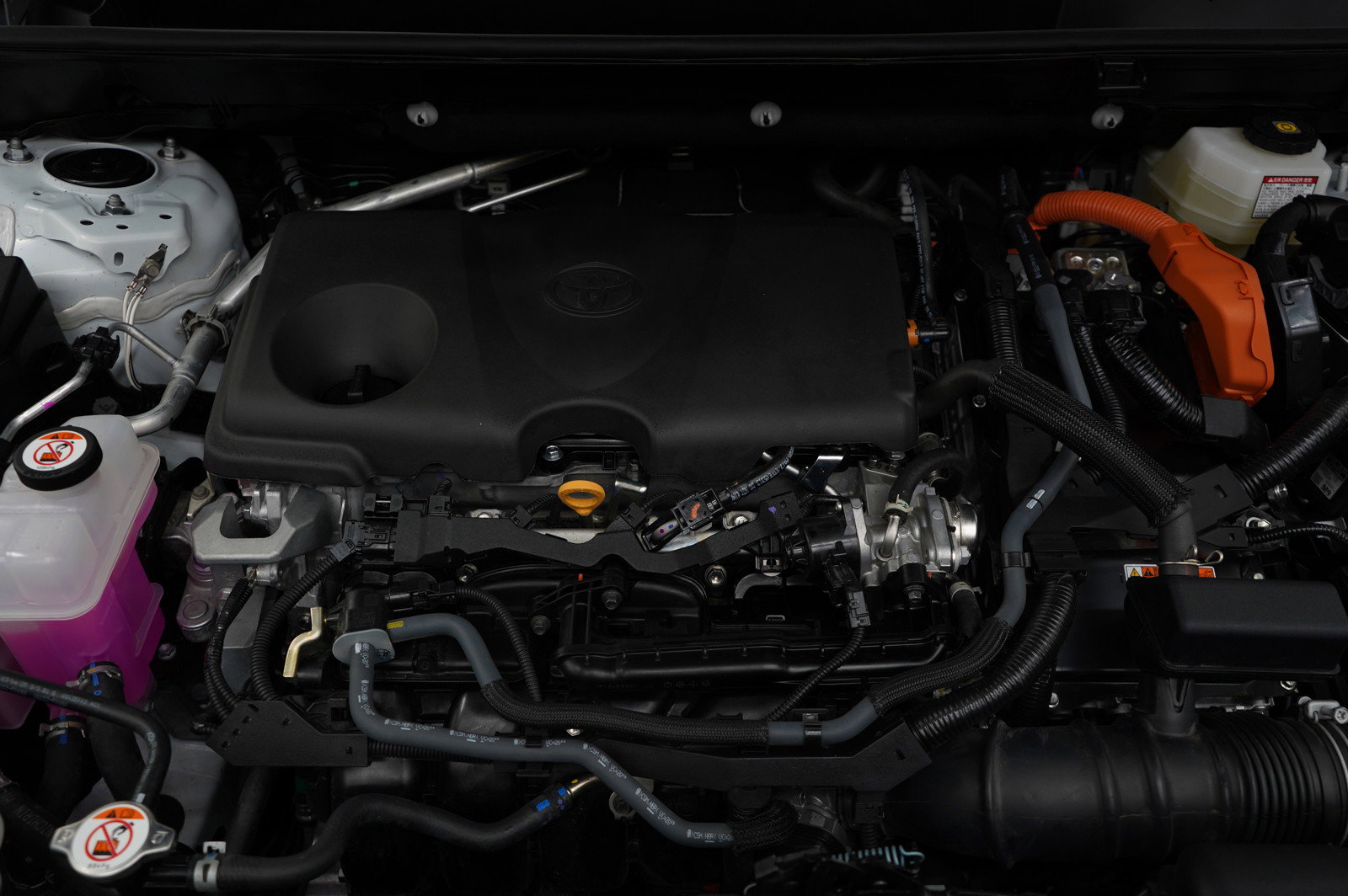 Used 2025 Toyota RAV4 XLE image 26