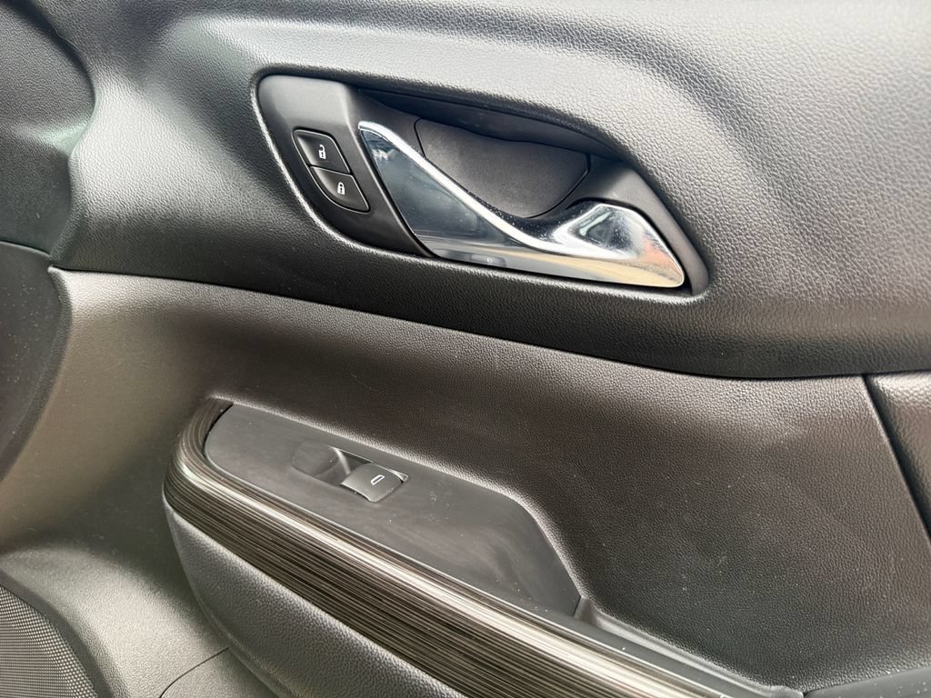 Used 2018 GMC Acadia SLT AWD/4WD image 43