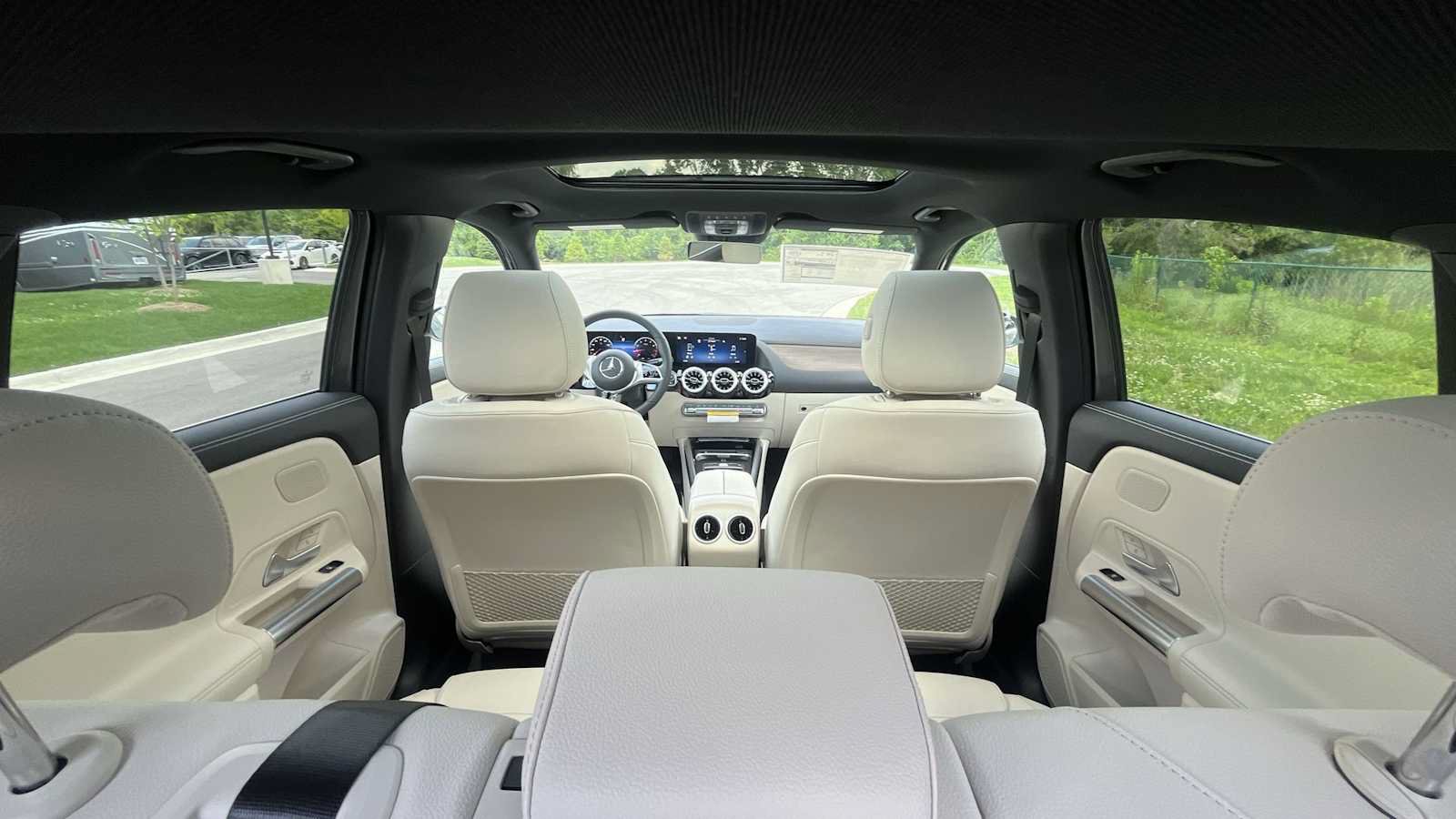 New 2026 Mercedes-Benz GLA 250 4MATIC image 13