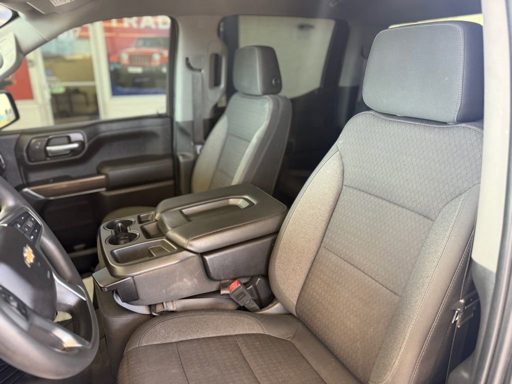 Used 2020 Chevrolet Silverado 1500 LT w/ LT Value Package image 15