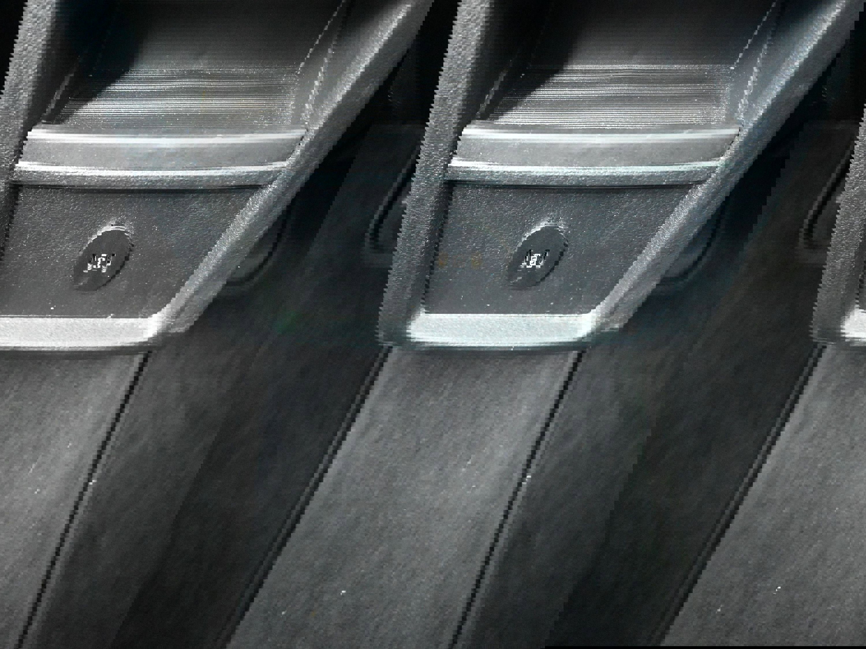 Used 2023 Ford Edge SEL image 20