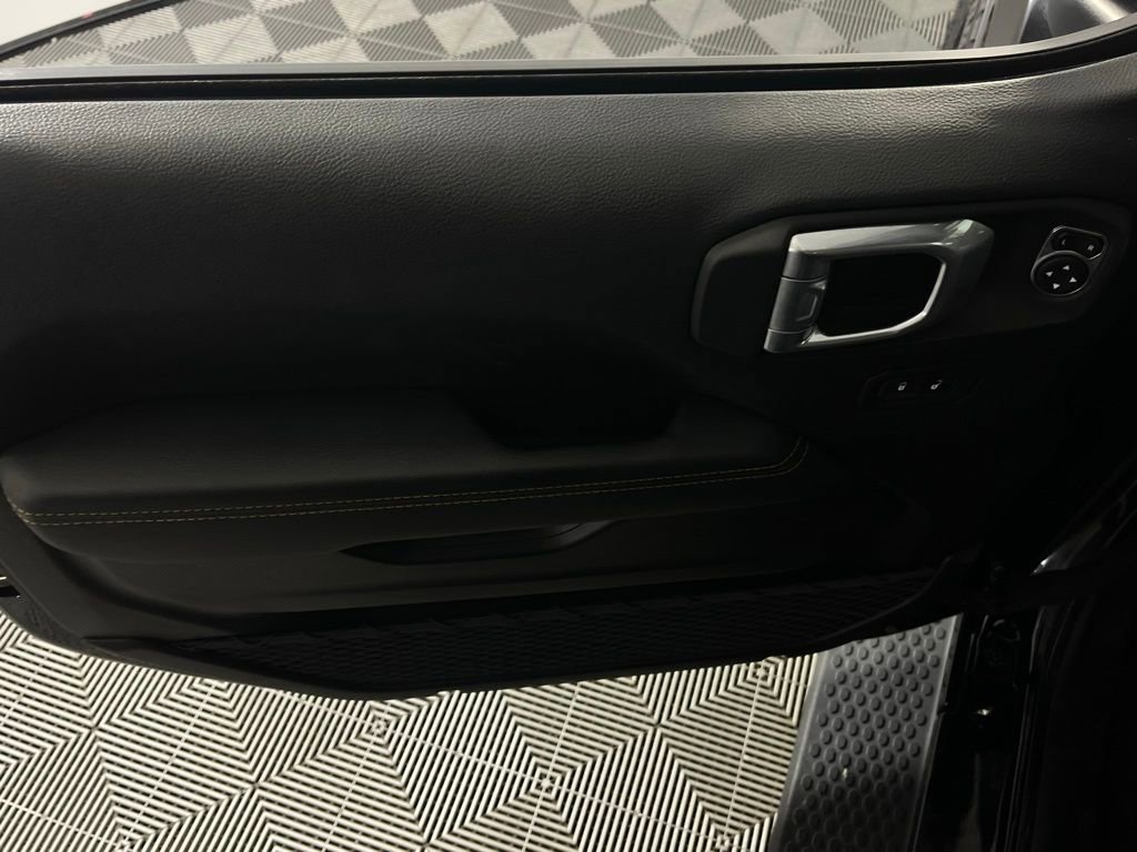 Used 2021 Jeep Wrangler Unlimited Sahara image 26