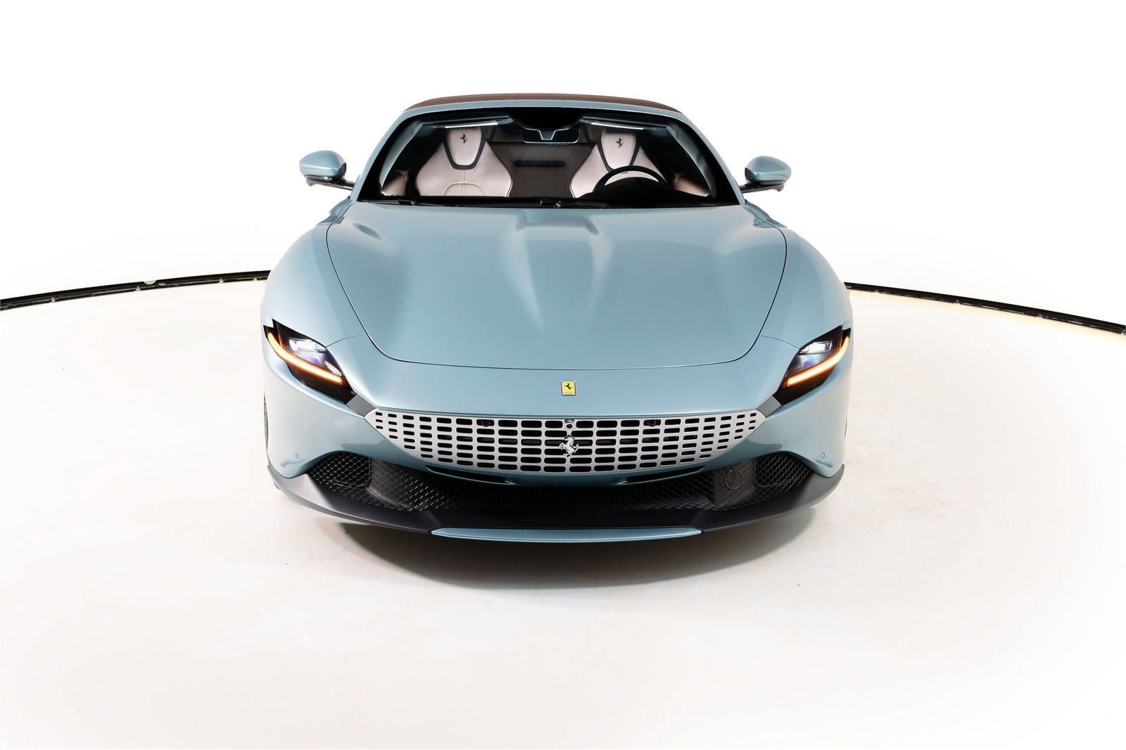 Certified 2025 Ferrari Roma Spider RWD image 24