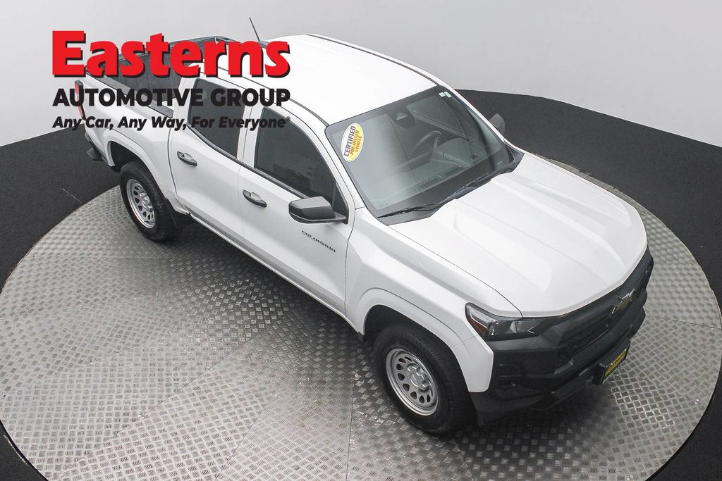 Used 2023 Chevrolet Colorado W/T RWD image 3