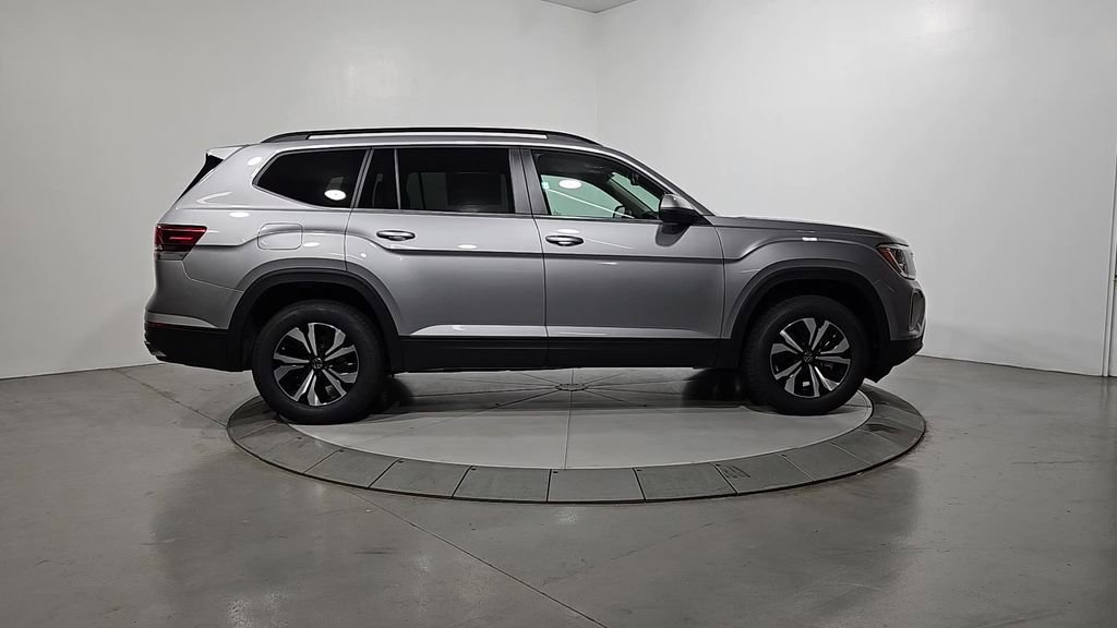 New 2026 Volkswagen Atlas SE image 6