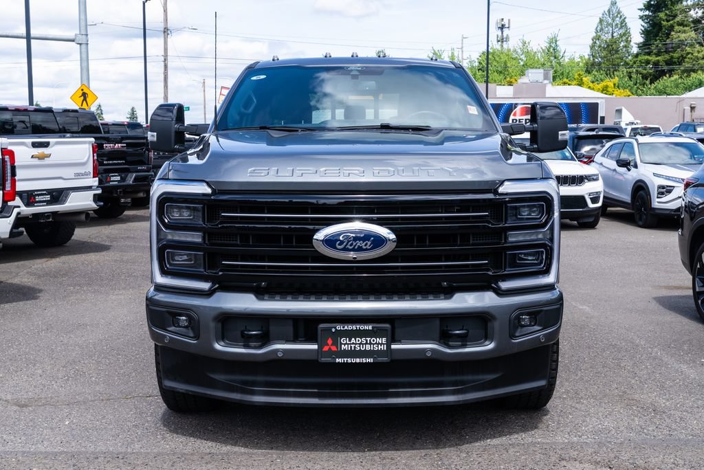 Used 2026 Ford F350 Platinum w/ FX4 Off-Road Package AWD/4WD image 2