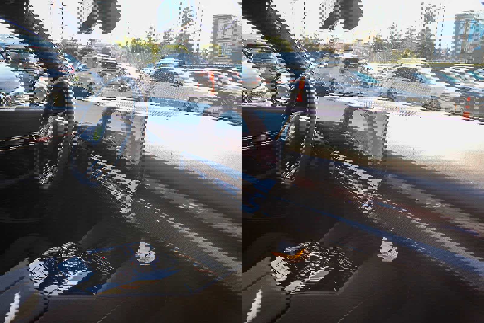 New 2026 BMW 550e xDrive w/ Executive Package image 16