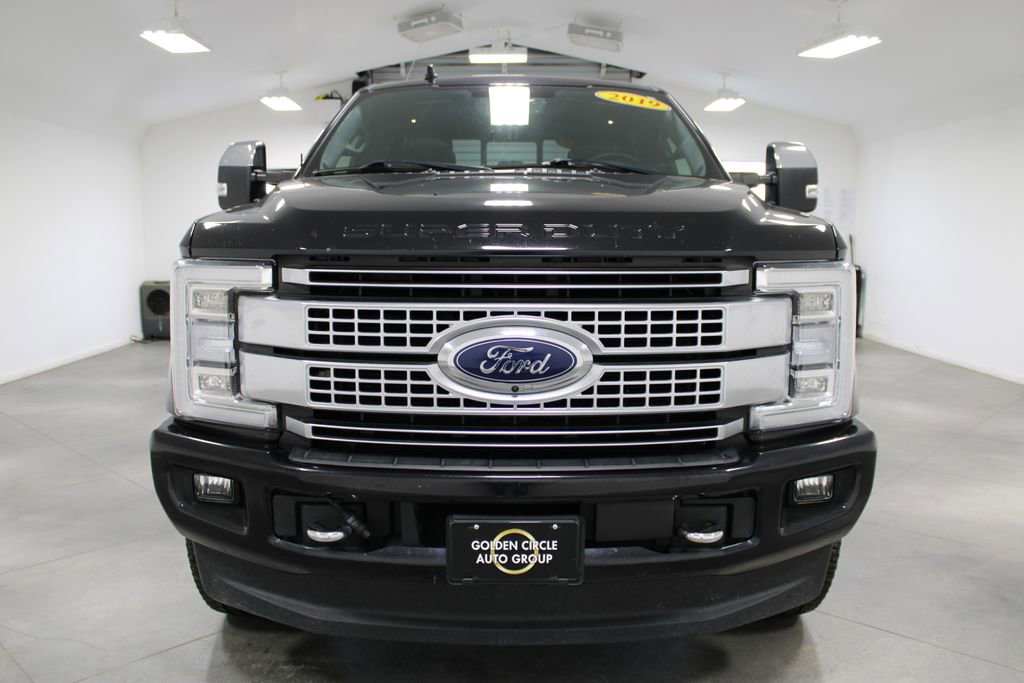 Used 2019 Ford F250 Platinum w/ Platinum Ultimate Package image 3